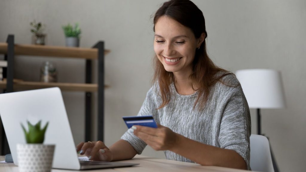 woman and credit card